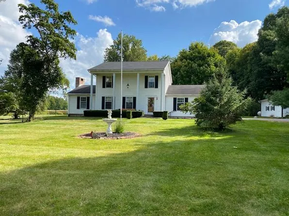 7039 Middletown Rd, Galion, OH 44833