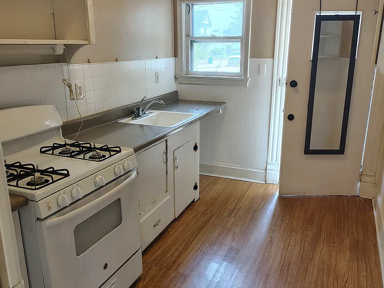 315 E Saint Vrain St #2 — Photo 7