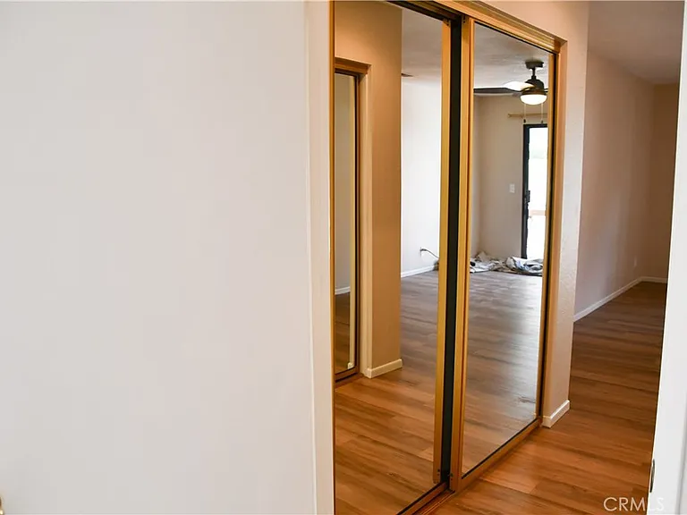 2337 E Skyline Dr — Photo 56