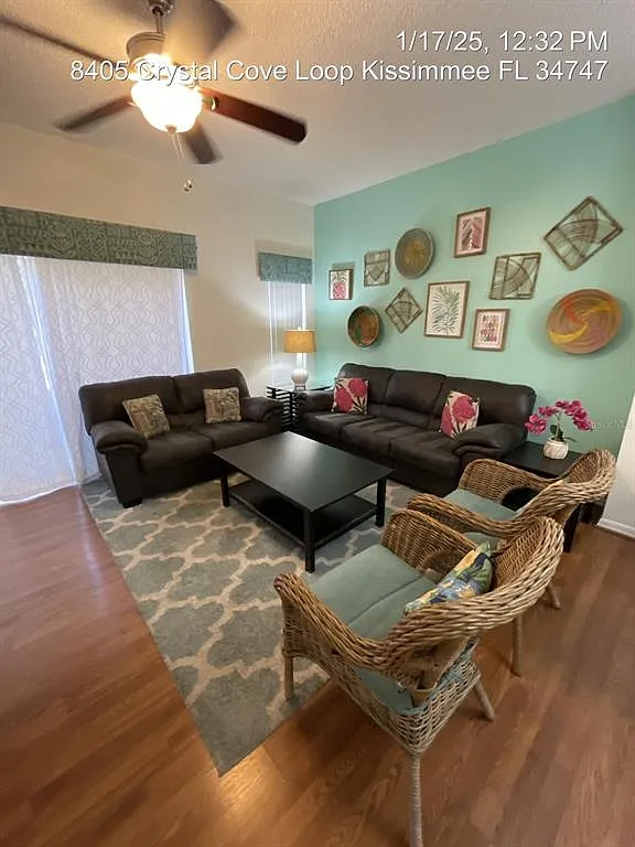 3 bed, 2.5 bath, 2191 sqft, $2,000 — Photo 2