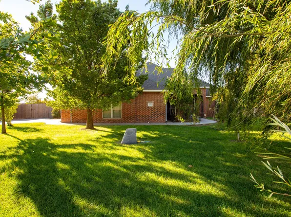 8001 Raburn Ln, Canyon, TX 79015