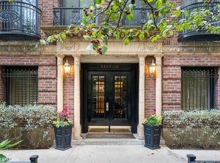 31 E Elm St APT 1A, Chicago, IL