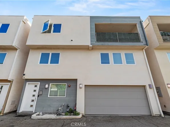 16557 Vine Ter, Van Nuys, CA 91406
