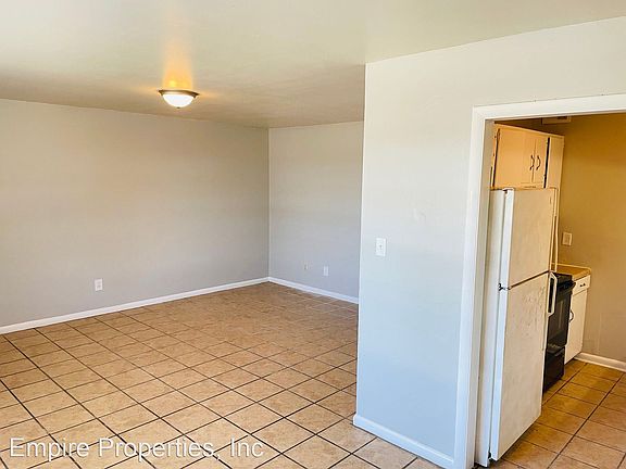 4th image of 1698 Stuckey Ave APT 10