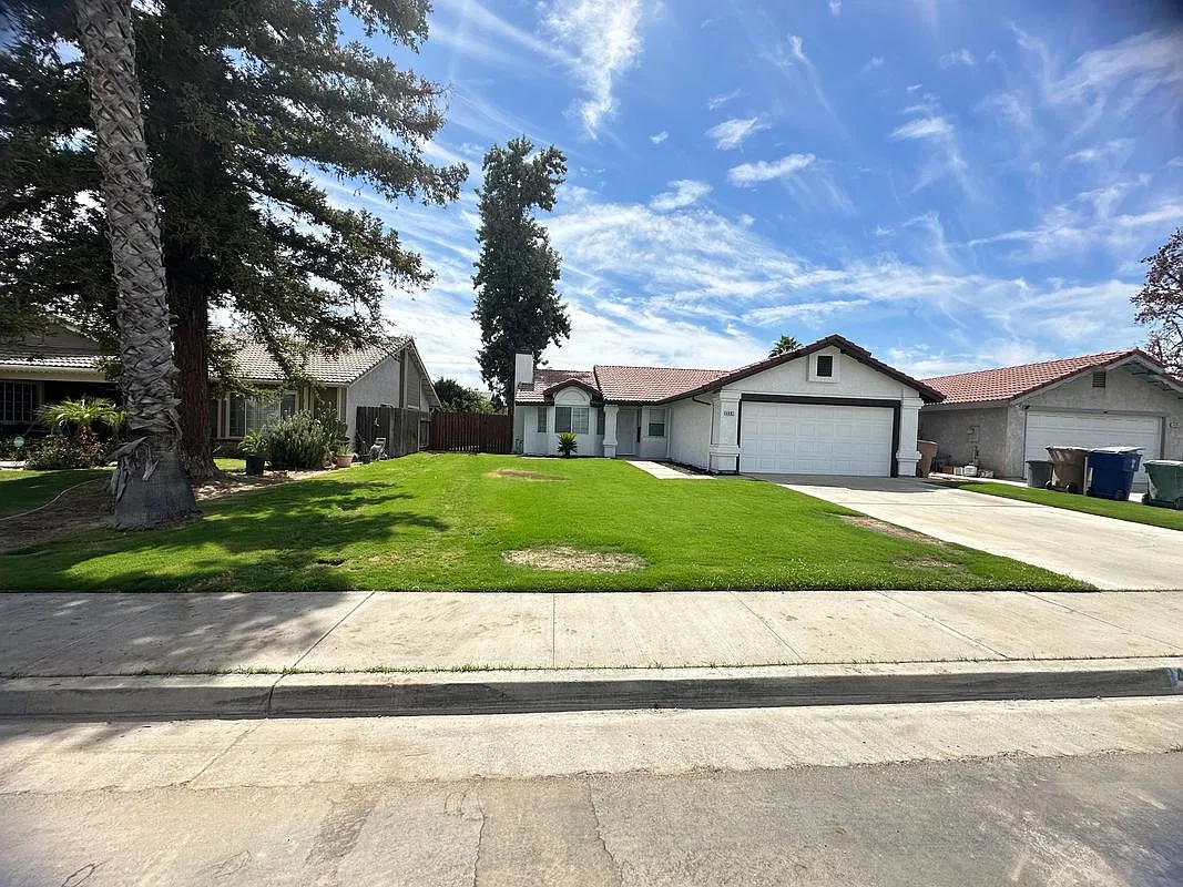 3 bed, 2.0 bath, 1091 sqft, $2,150 — Photo 1