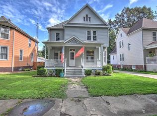 610 N Jackson St, Clinton, IL 61727