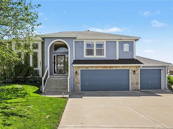 9901 N Farley Ave, Kansas City, MO 64157
