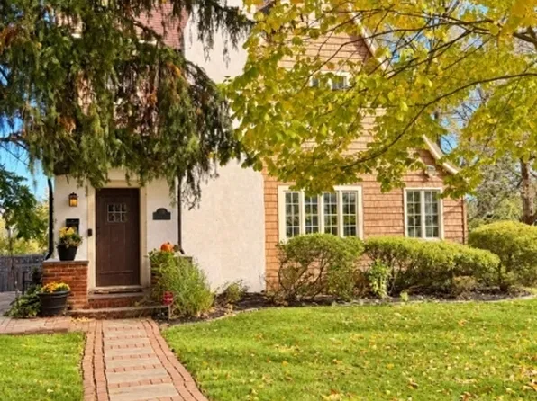 69 Olcott Ave, Bernardsville Boro, NJ 07924