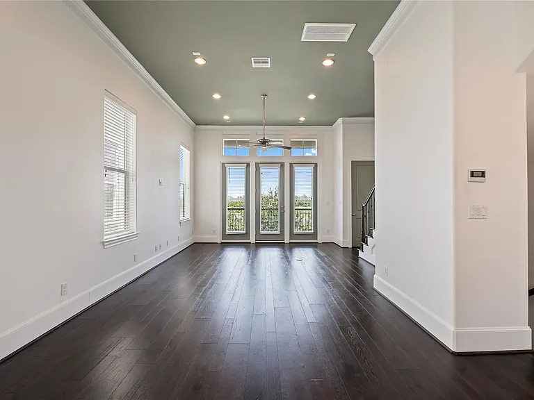 9674 Knight Rd — Photo 12