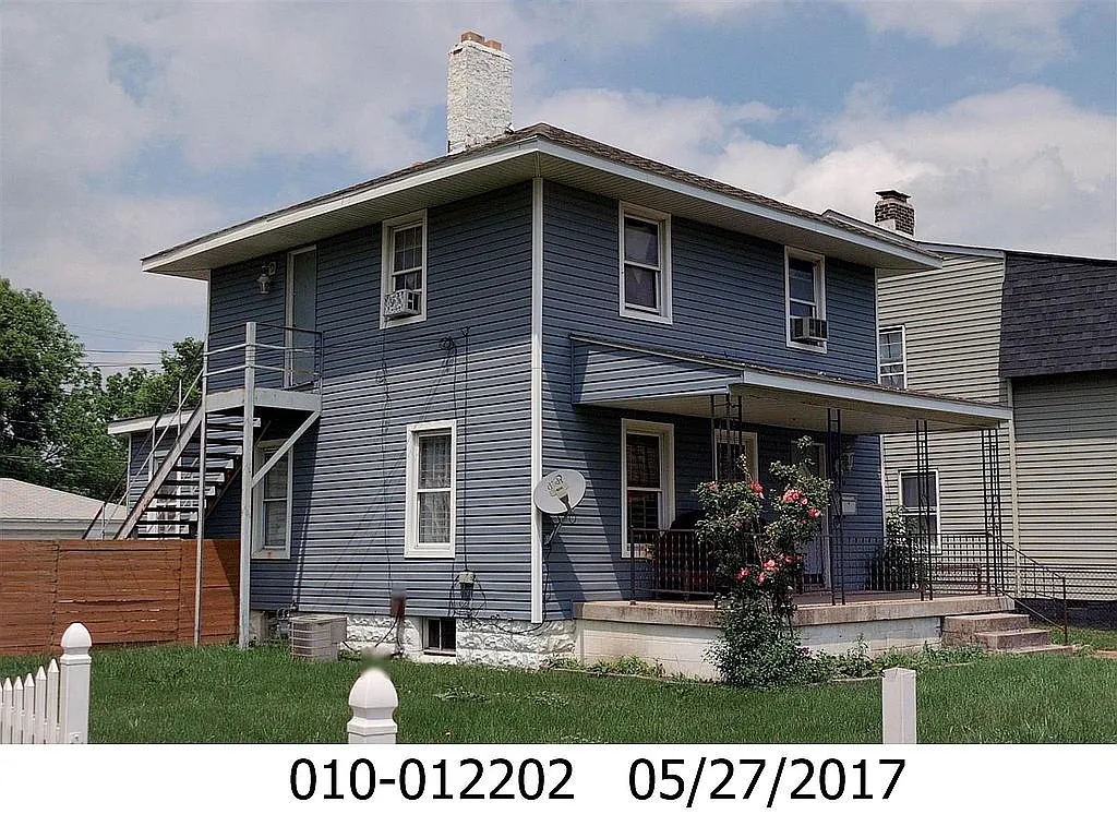 1970 Sullivant Ave photo 1