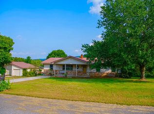 1336 Pugh Rd, Crossville, TN 38555