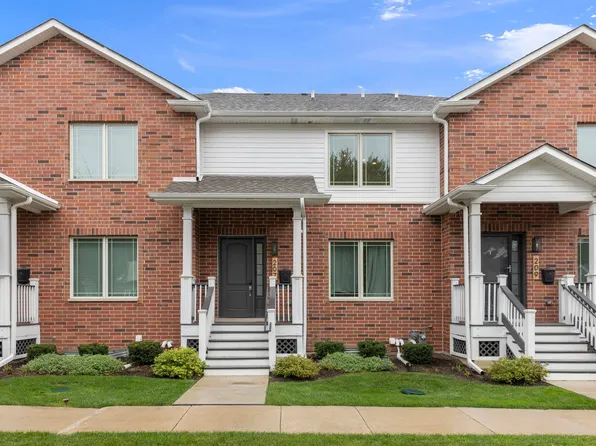 207 S York Rd, Bensenville, IL 60106