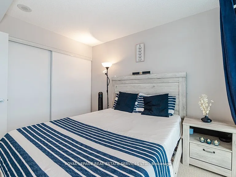 15 Singer Ct #306 — Photo 15