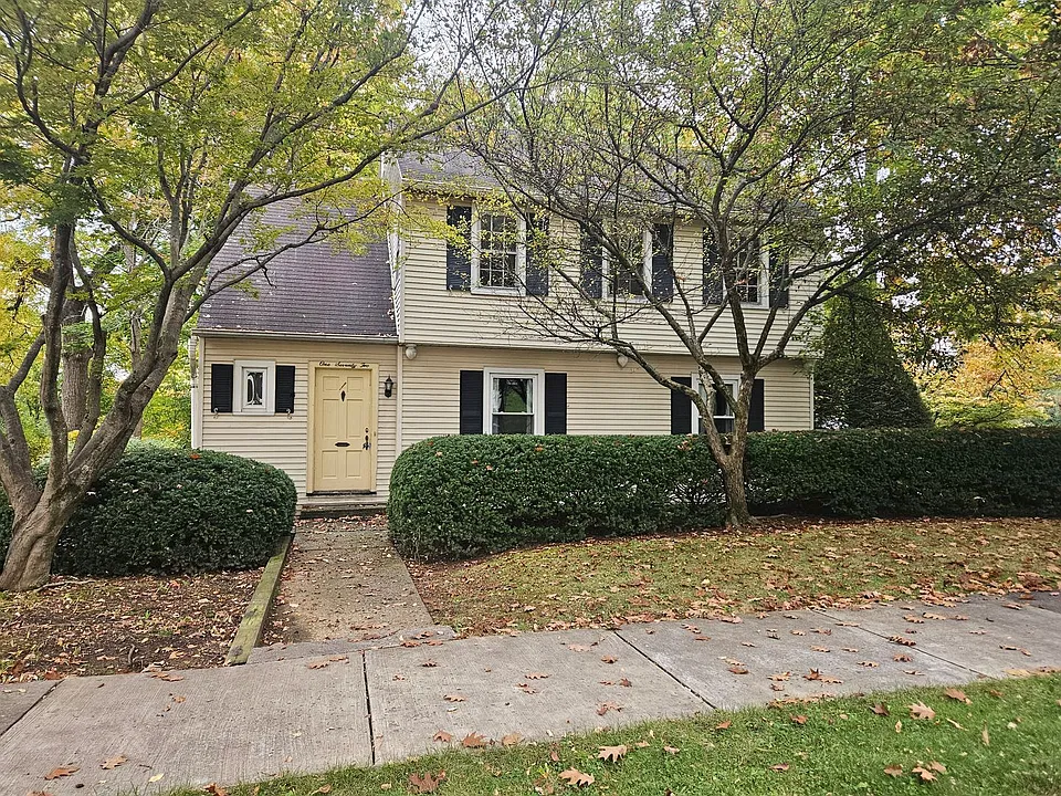 172 W Prospect Ave