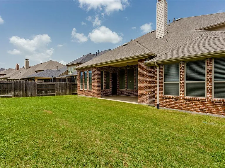 4214 Quiet Dawn Ln — Photo 27