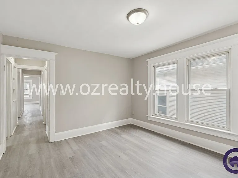3241 Cherry St — Photo 9