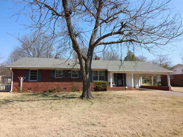 21 Cottage Ln, Jackson, TN 38301