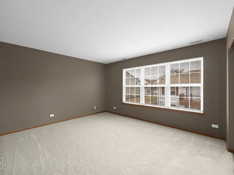 2843 Falling Waters Dr — Photo 5
