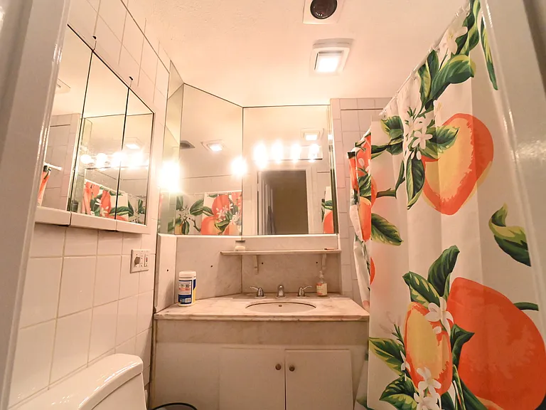 431 Beacon St #1 — Photo 5