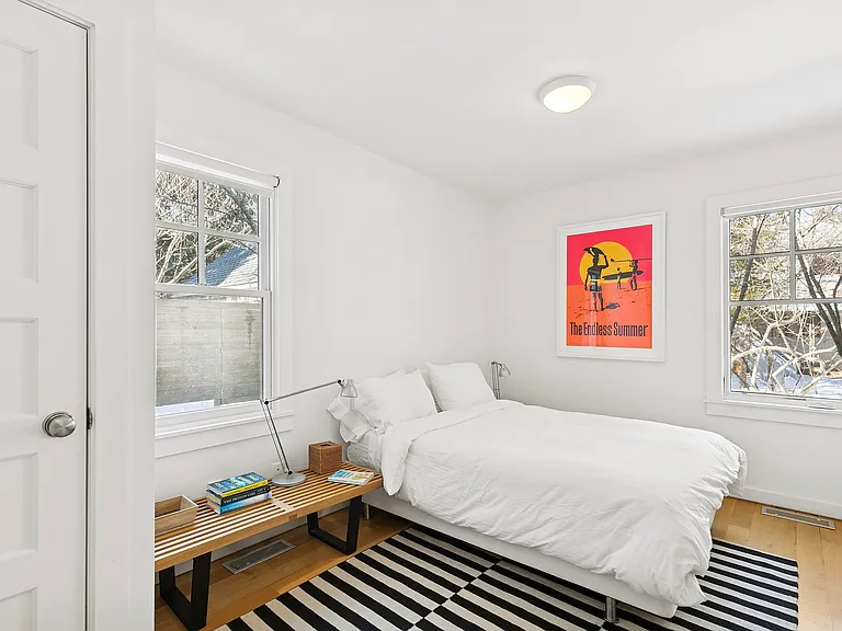 54 Gardiner Dr — Photo 15