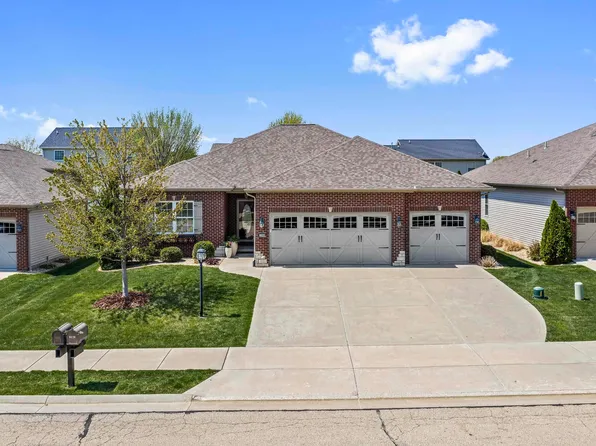 6825 N Grand Fir Dr, Edwards, IL 61528