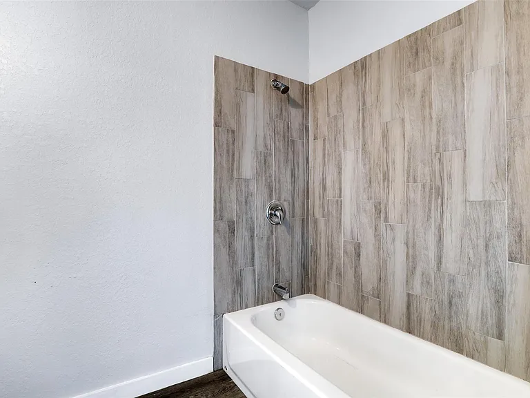 438 S San Joaquin Ave #1 — Photo 11