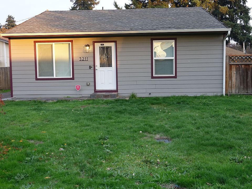 1st image of 3211 Yeoman Ave