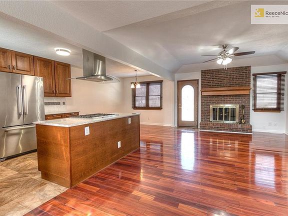 Spacious open floor plan