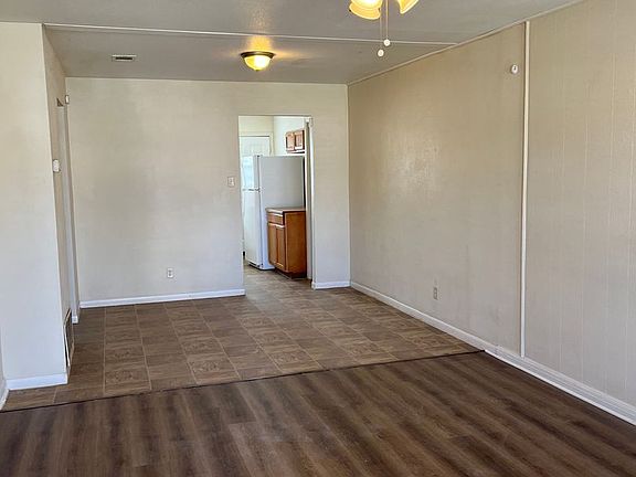 3rd image of 2004 Alamo Ave