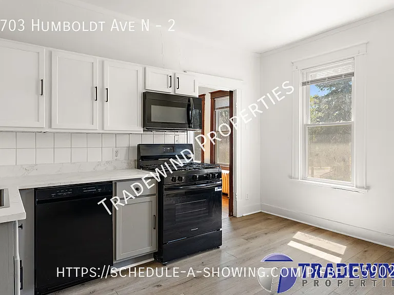 2703 Humboldt Ave N #2 — Photo 4