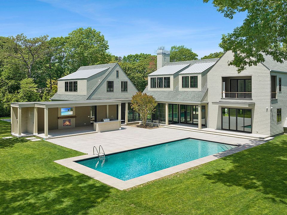 6 Laurents Way, Quogue, NY 11959 MLS 374712 Zillow