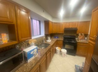 544 E 80th St #TOWNHOUSE R, Brooklyn, NY