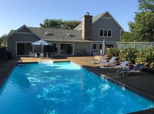 12 Sandys Ln, Remsenburg, NY 11960