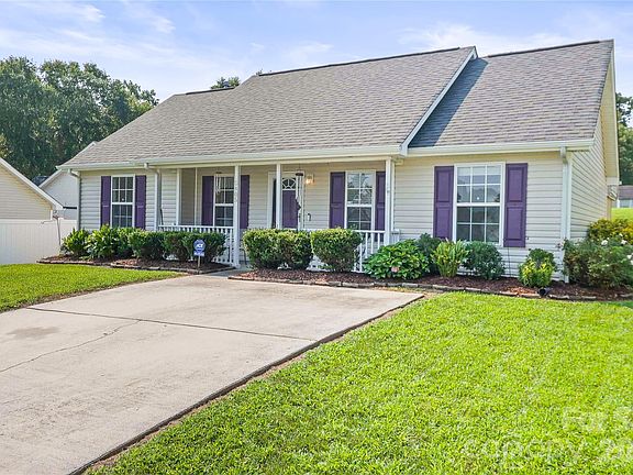 3rd image of 5405 Katherine Ct