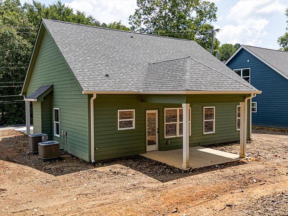 3rd image of 4805 Green Shanty Rd