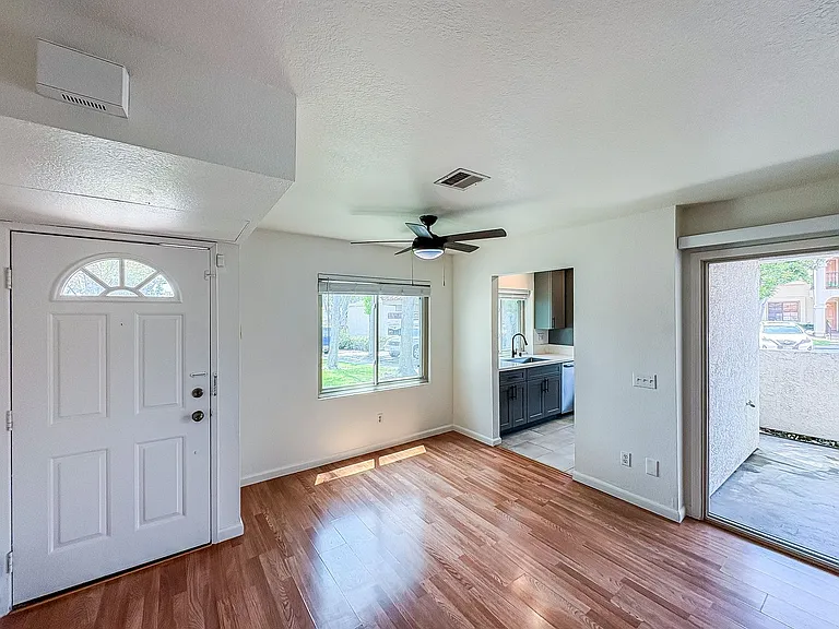 10734 Dabney Dr #61 — Photo 6