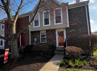 965 Woodlyn Dr N, Cincinnati, OH 45230