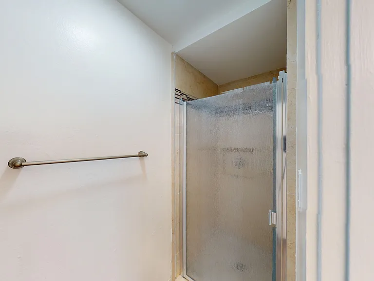 1821 Lincoln Ave #312 — Photo 11