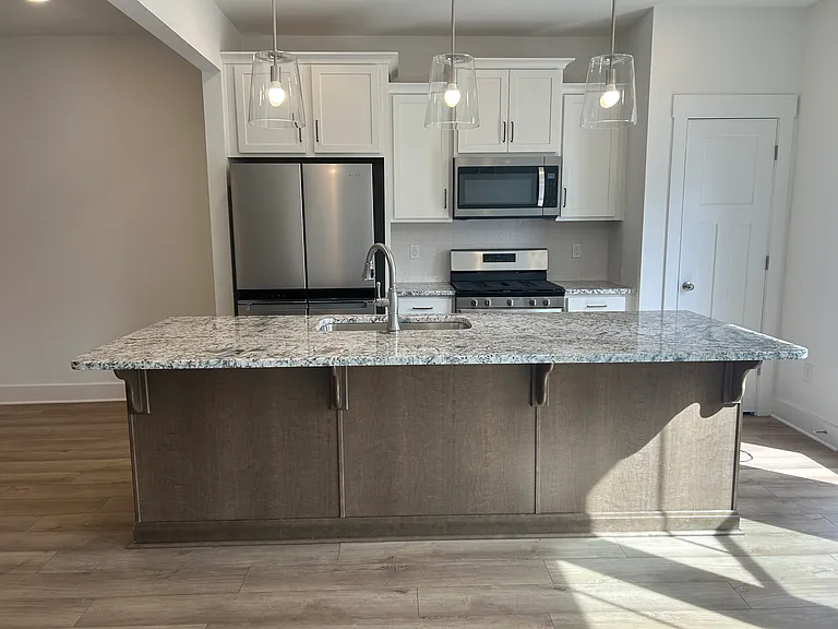 11 Shager Pl — Photo 6