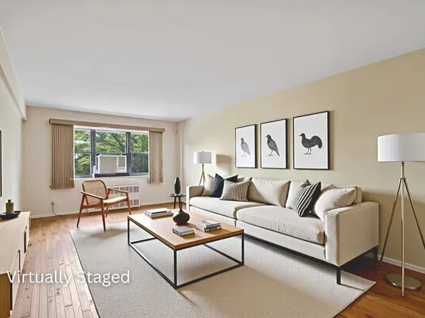 31-70 138th Street #2D, Flushing, NY 11354