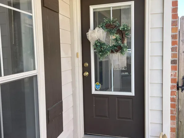 3527 Myrtle Grove Dr, Baton Rouge, LA 70810