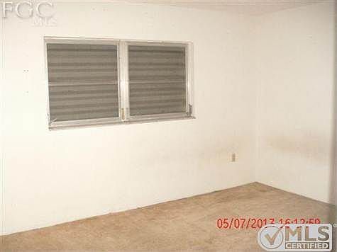 1st image of 2076 Lakeville Dr
