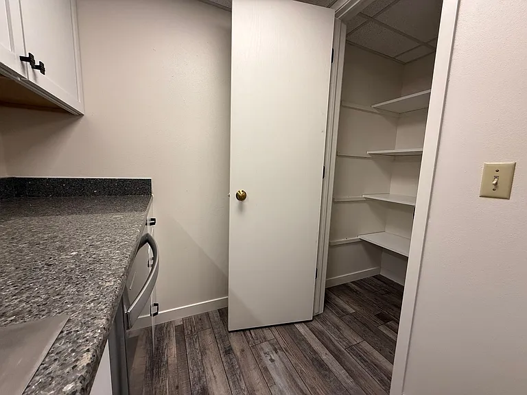 Wingra West Apartments — Photo 48