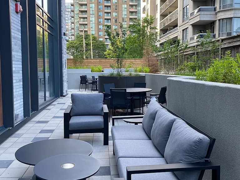 36 Olive Ave NW #802 — Photo 2