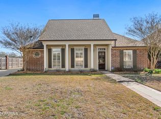 101 Tapestry Cir, Lafayette, LA 70508