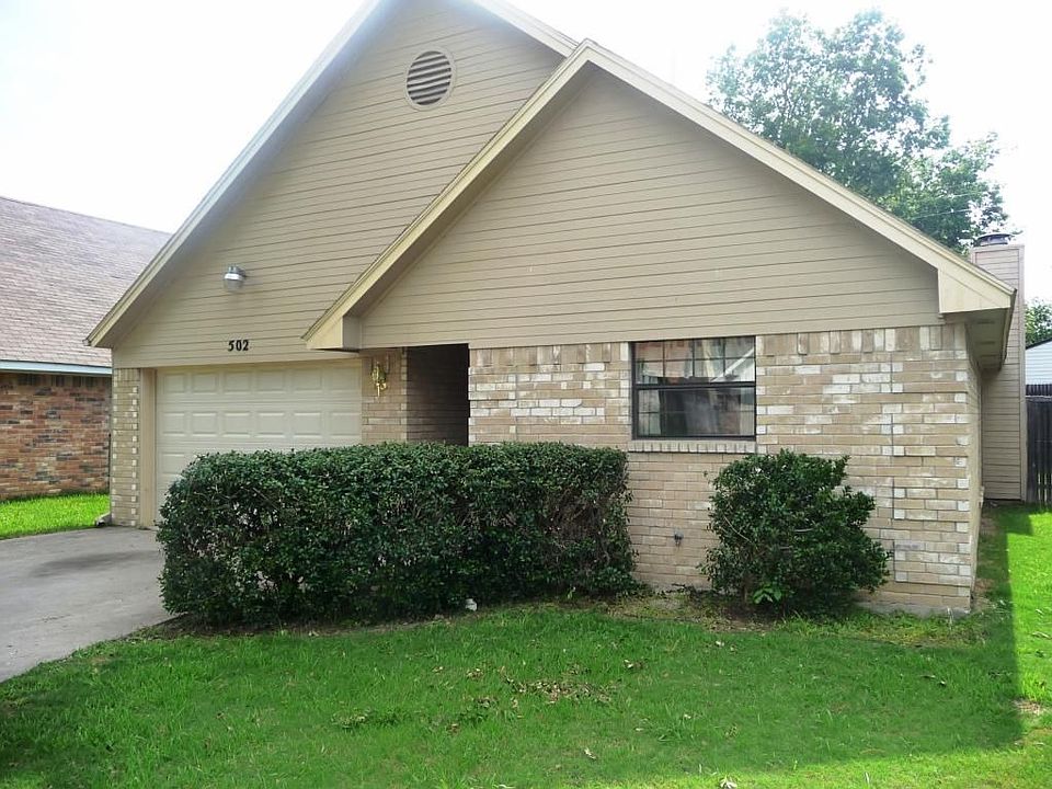 2nd image of 502 Causey Ln
