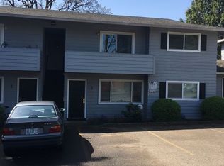 9905 SW Hall Blvd APT 4, Tigard, OR 97223