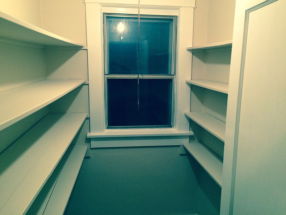 2nd image of 191 Ward St