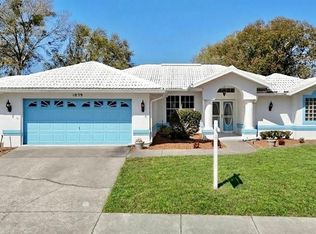 1039 Greenturf Rd, Spring Hill, FL 34608