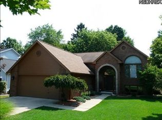 19557 Cherry Stone Ln, Strongsville, OH 44136